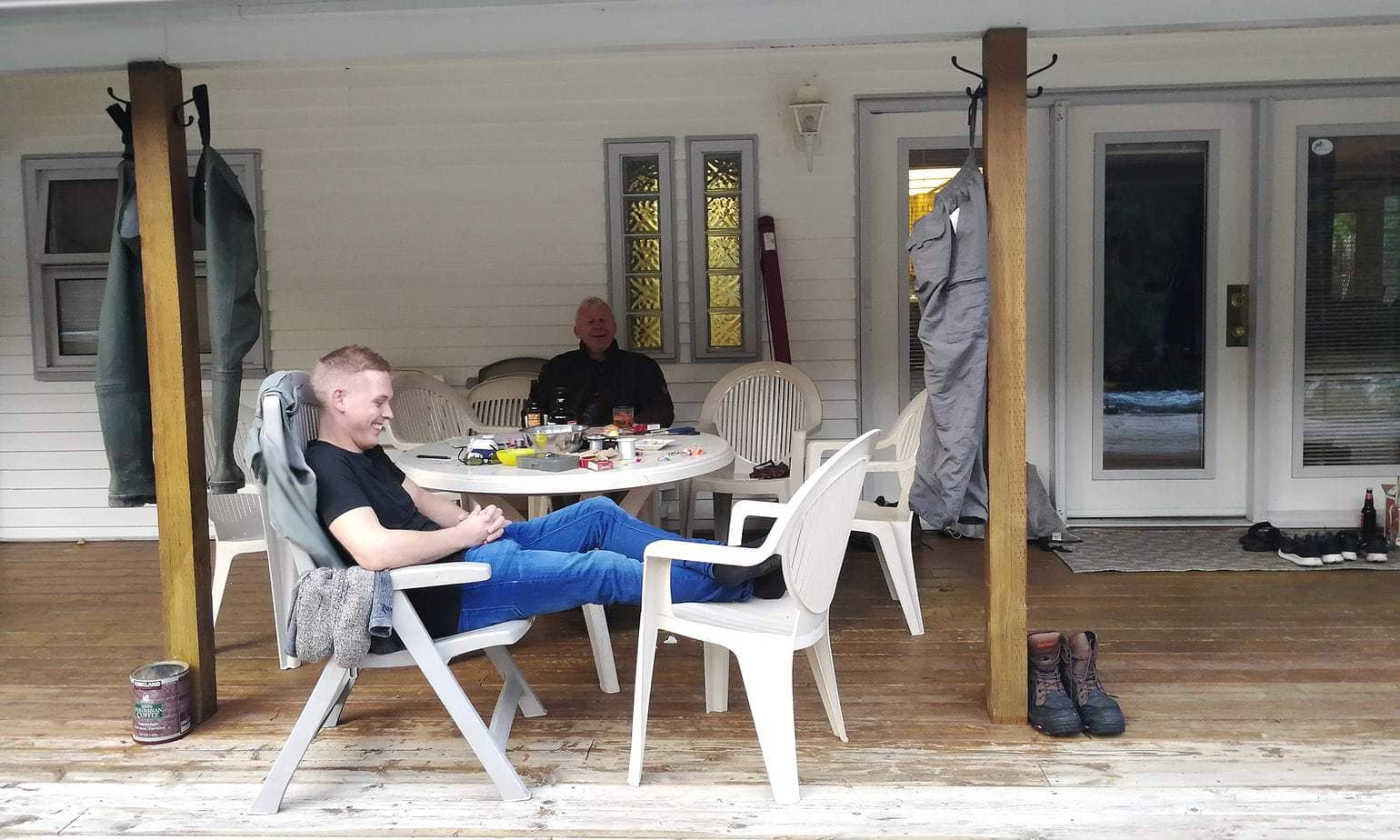 %Fiskerejser efter Laks, ørred og stør% Fiskerejser - hygge i huset