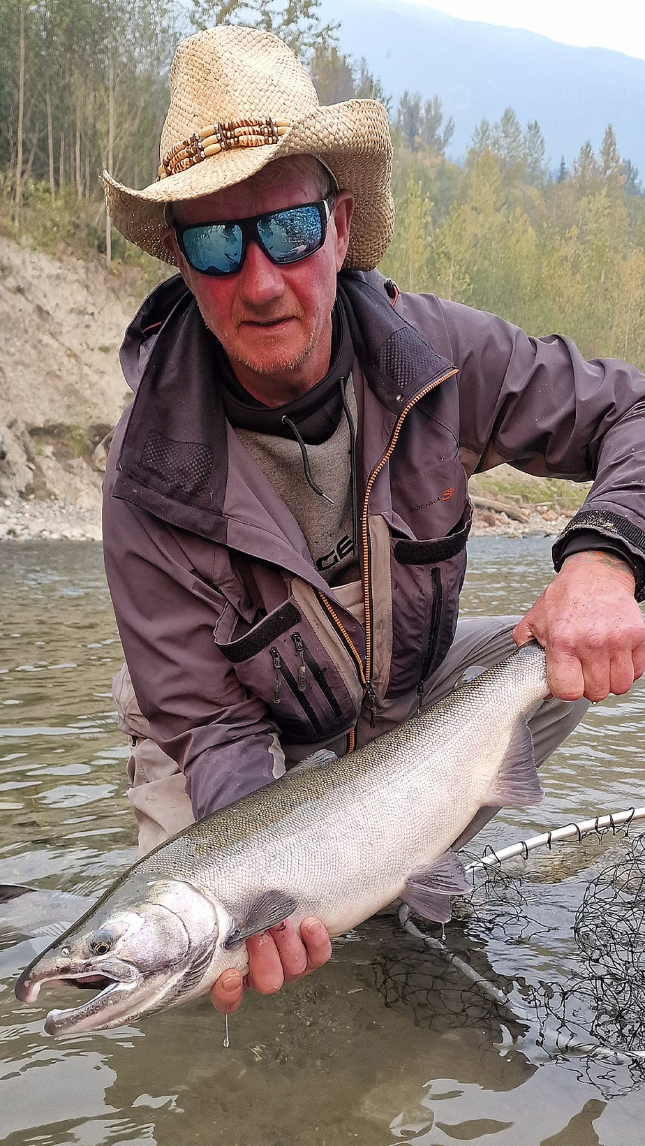 Fiskerejse til Chilliwack efter kongelaks,sølvlaks, Chum og stør med fiskeeventyr